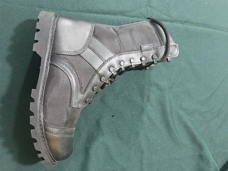 Bota caña larga de lona