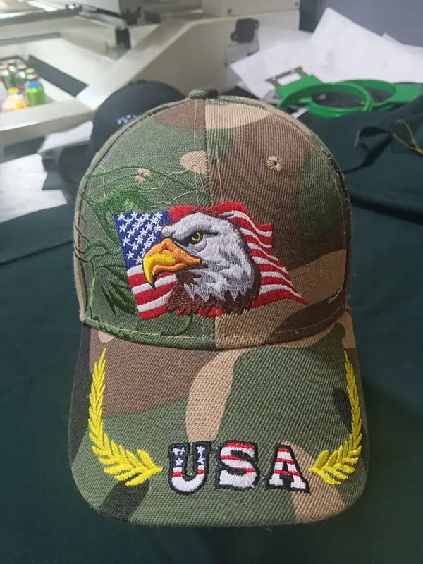 Gorra camuflaje águila bandera USA